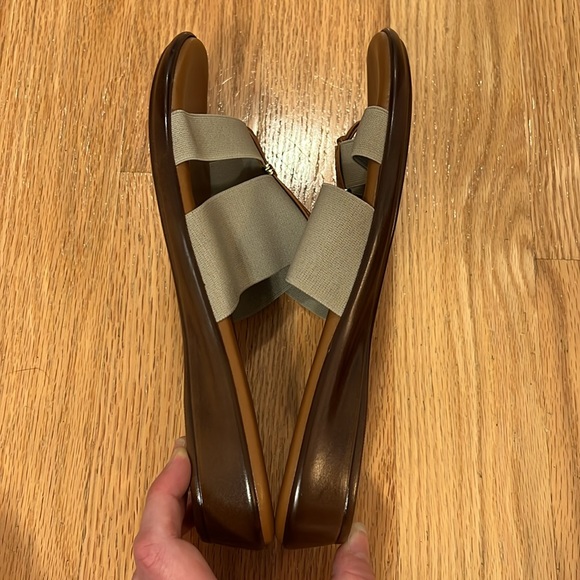 Italian Shoemakers Stretch Camel Sandals - Picture 5 of 7